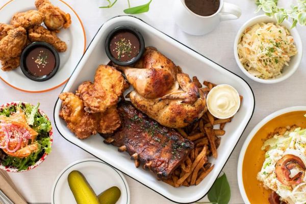 Rôtisserie Petite Italie : Mon Petit Poulet St-Lo à Montréal